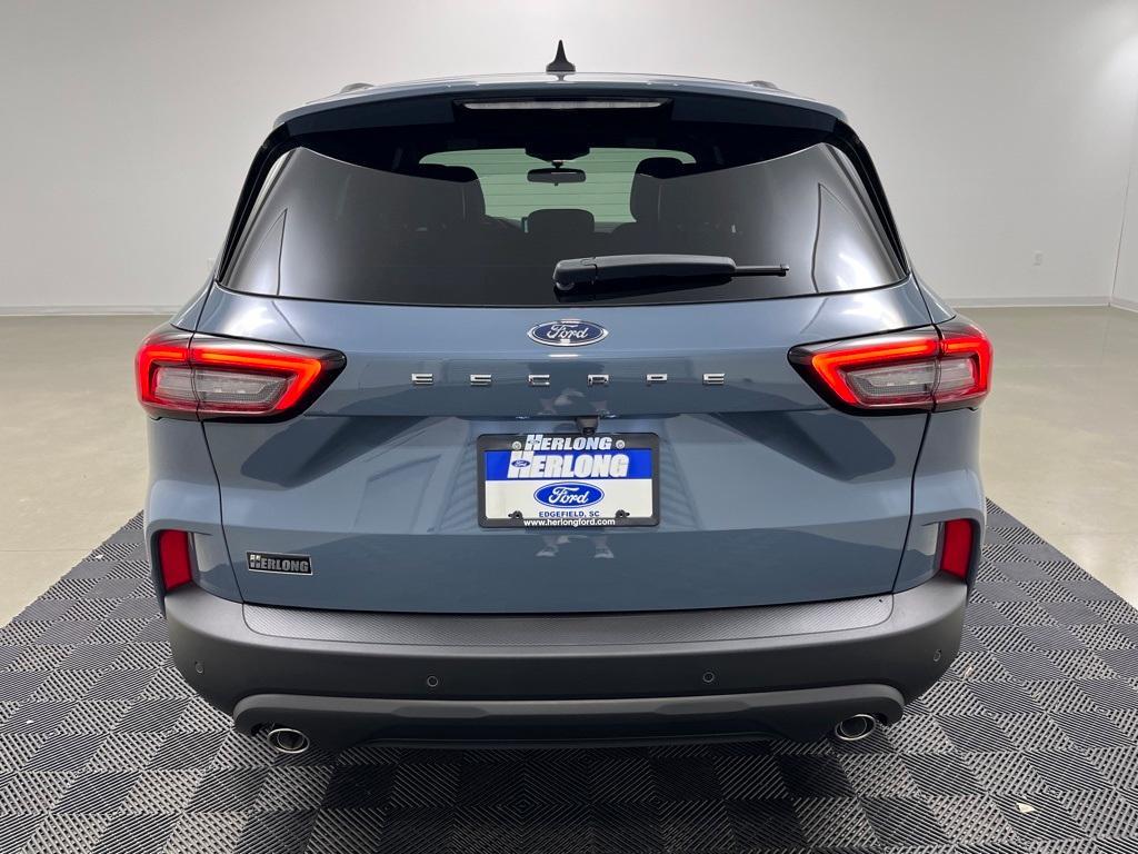 new 2025 Ford Escape car, priced at $33,829