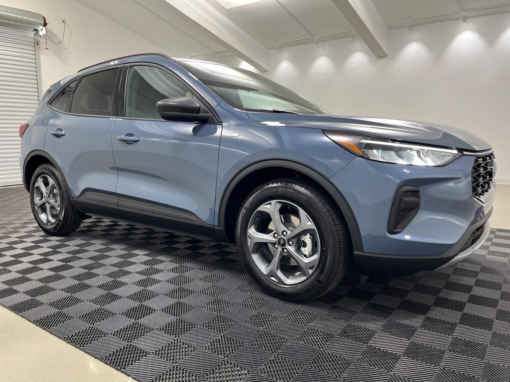 new 2025 Ford Escape car, priced at $33,829