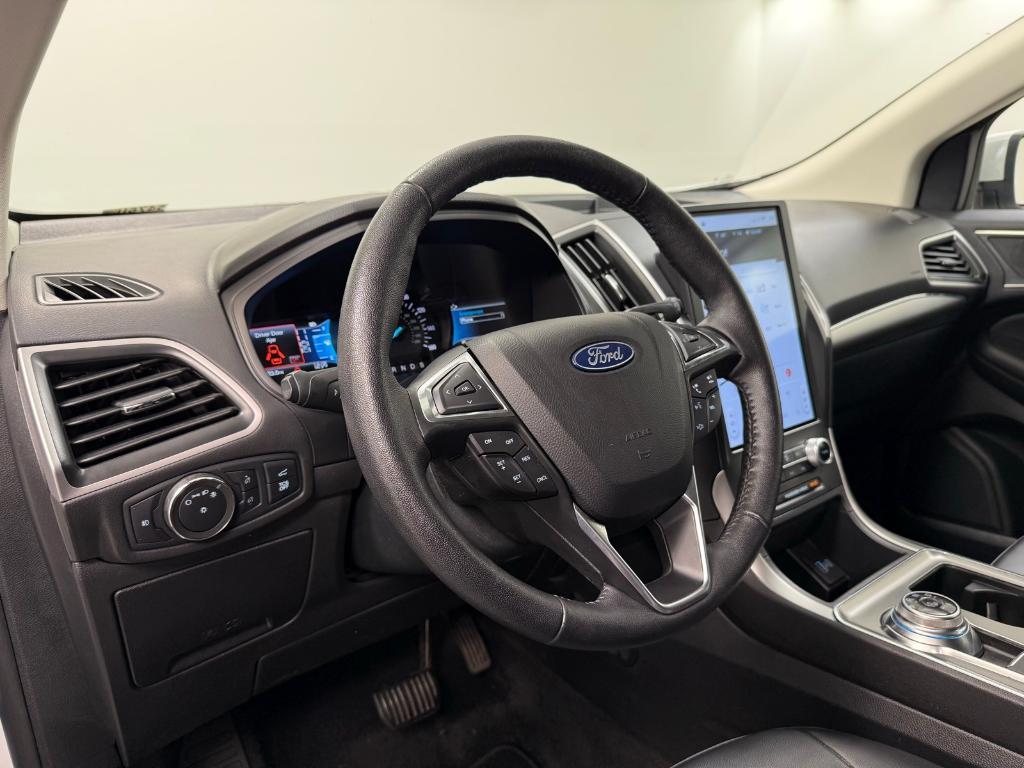 used 2022 Ford Edge car, priced at $21,380