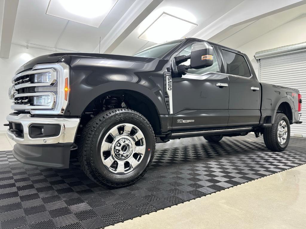 new 2025 Ford F-250 car, priced at $81,974