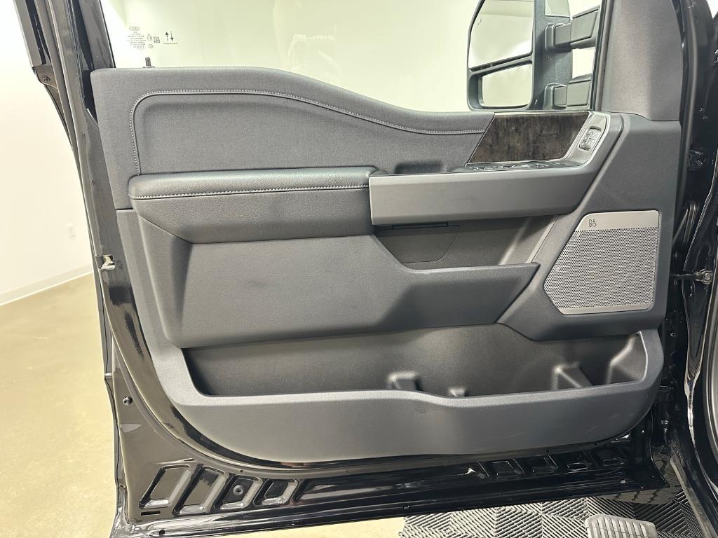 new 2025 Ford F-250 car, priced at $81,974