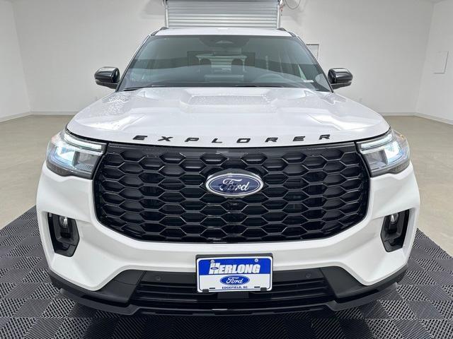 new 2025 Ford Explorer car, priced at $52,250