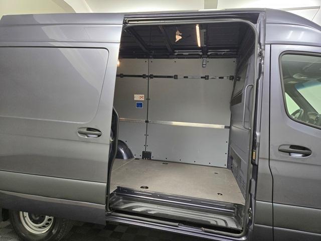 used 2022 Mercedes-Benz Sprinter 2500 car, priced at $41,880