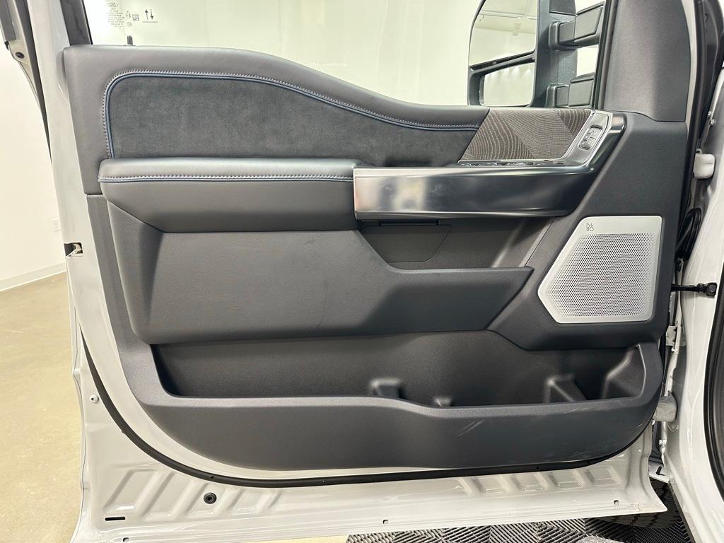 new 2025 Ford F-250 car, priced at $98,230