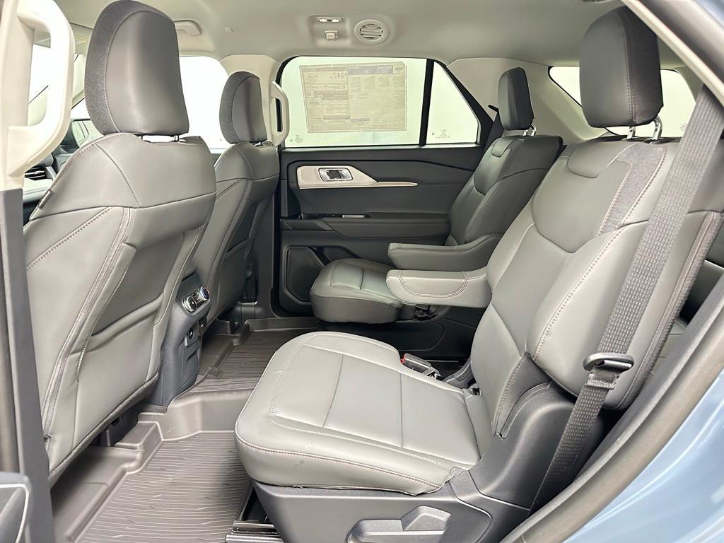 new 2025 Ford Explorer car, priced at $46,010