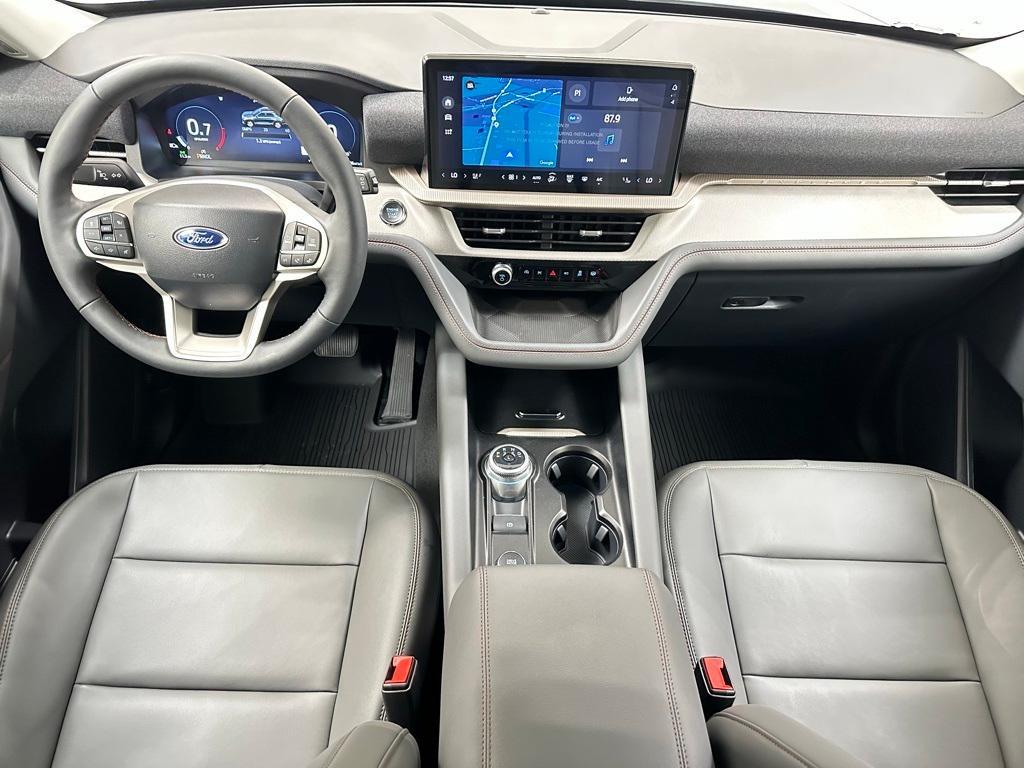 new 2025 Ford Explorer car, priced at $41,208