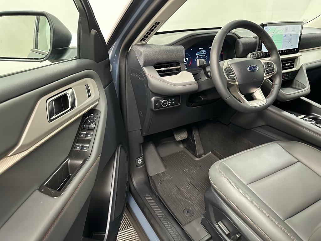new 2025 Ford Explorer car, priced at $46,010