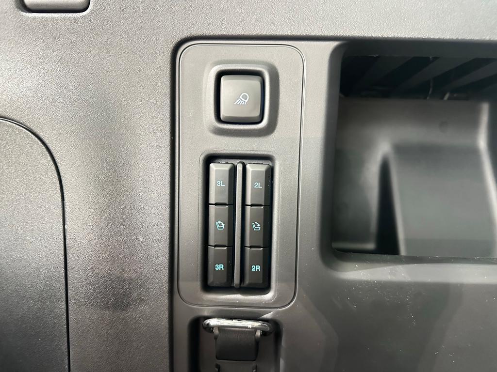 new 2025 Ford Expedition Max car, priced at $75,900