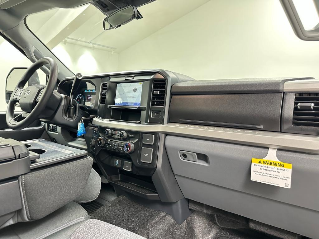 new 2025 Ford F-250 car, priced at $66,188