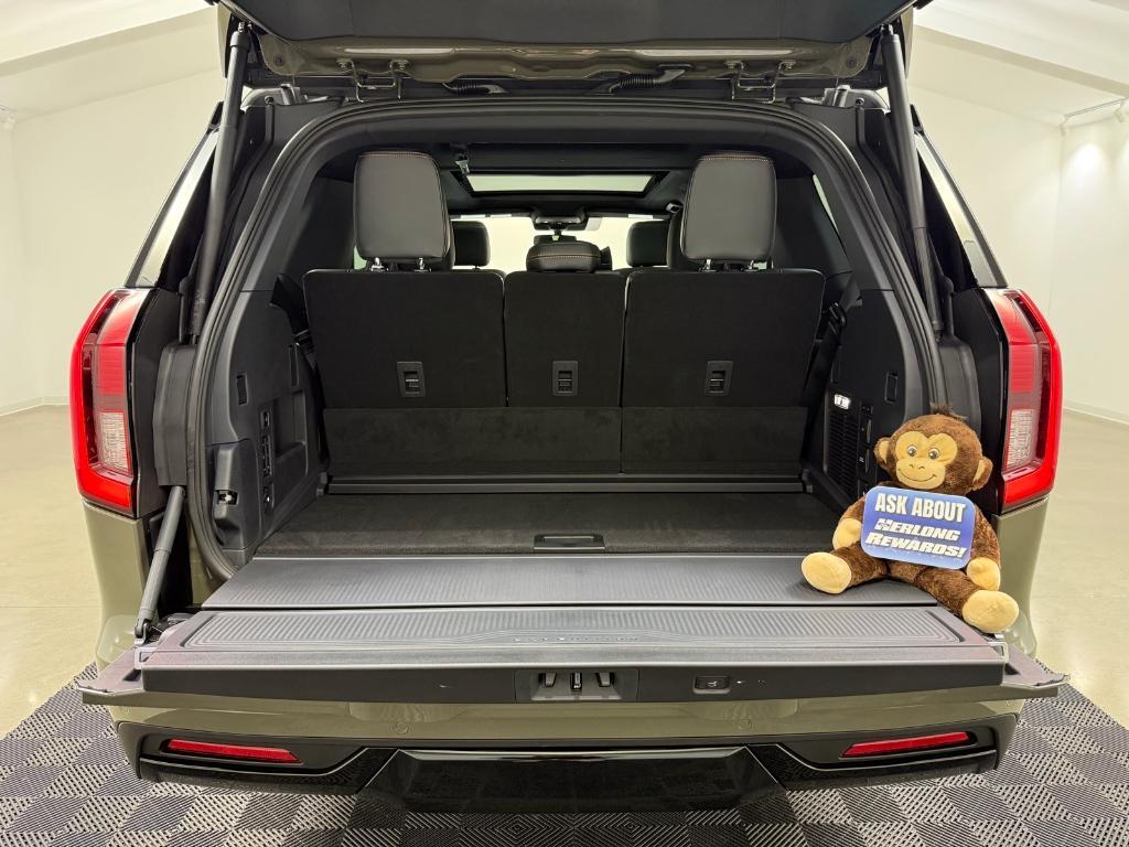 new 2025 Ford Expedition car, priced at $83,025