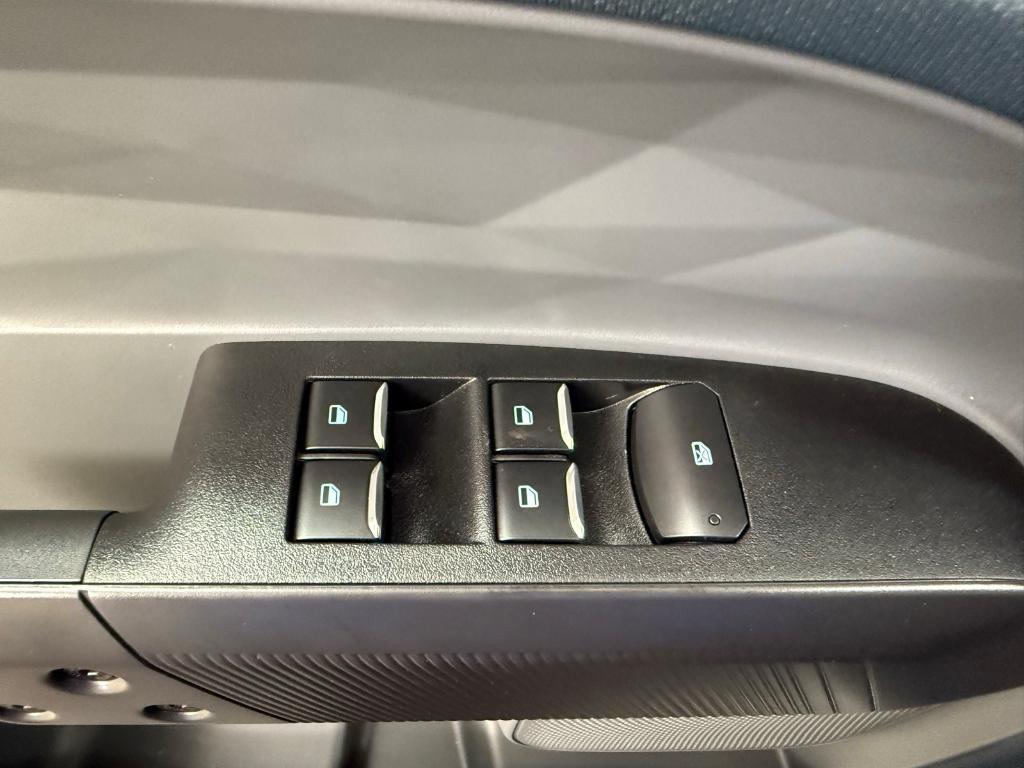 new 2025 Ford Maverick car, priced at $30,052