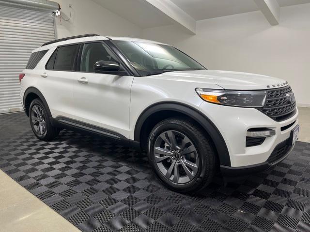 new 2024 Ford Explorer car, priced at $48,444