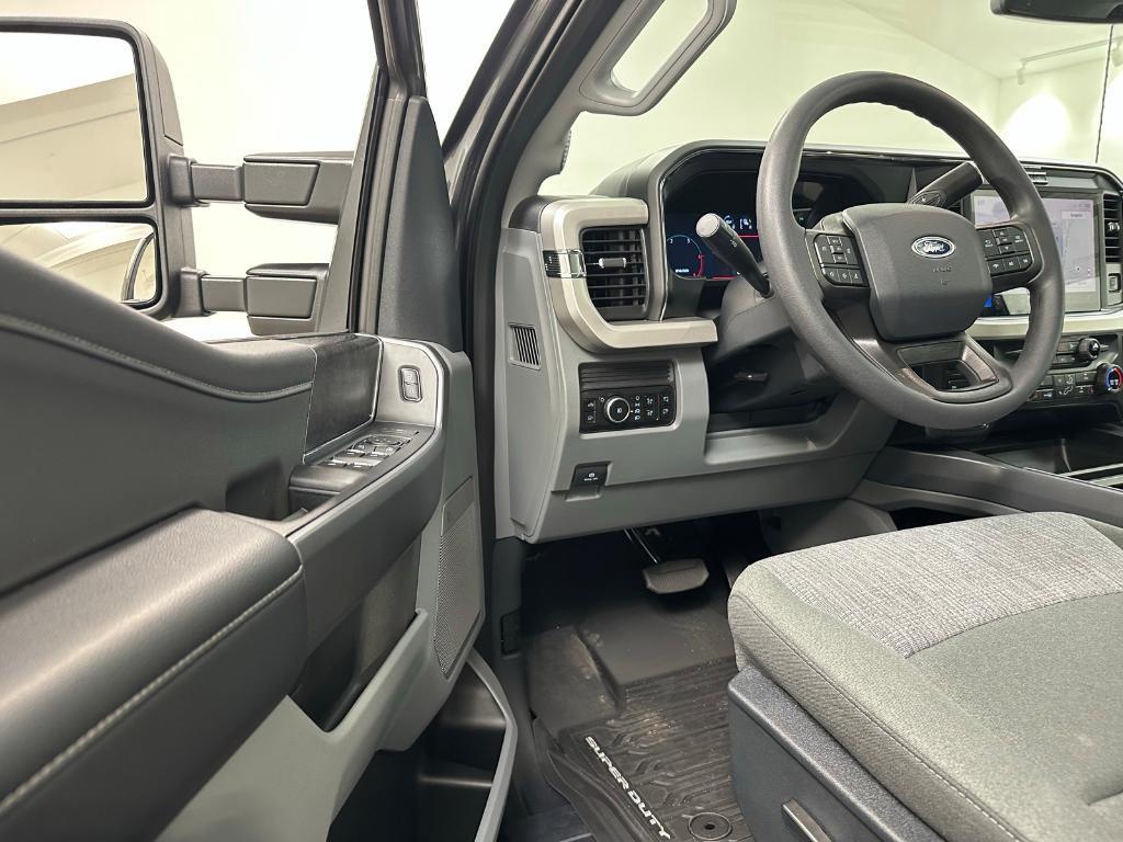 new 2025 Ford F-250 car, priced at $76,023