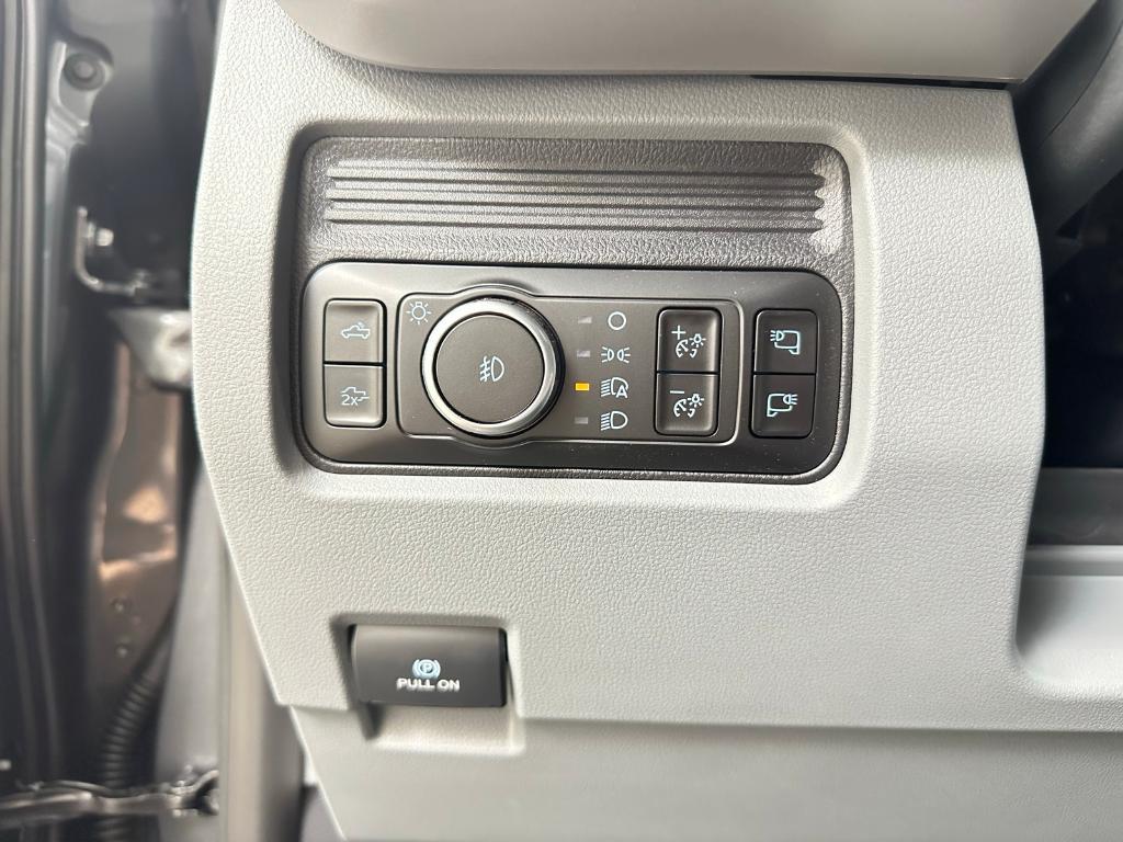 new 2025 Ford F-250 car, priced at $76,023