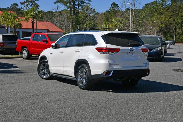 used 2018 Toyota Highlander car, priced at $26,999