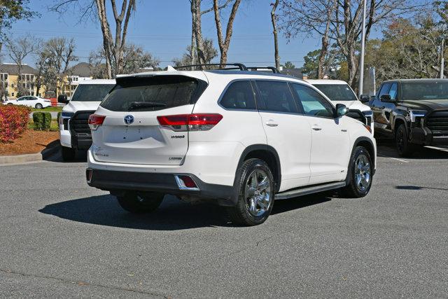 used 2018 Toyota Highlander car, priced at $26,999