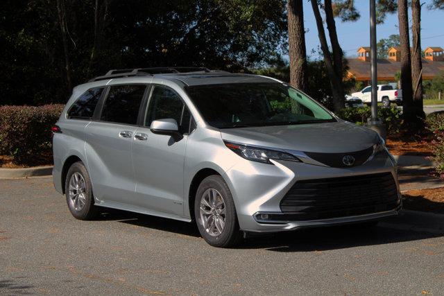 used 2021 Toyota Sienna car, priced at $34,657