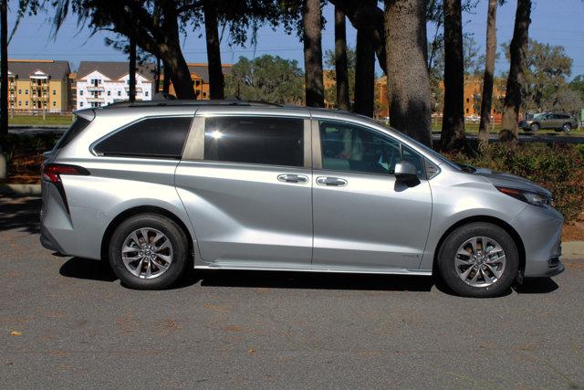 used 2021 Toyota Sienna car, priced at $34,657