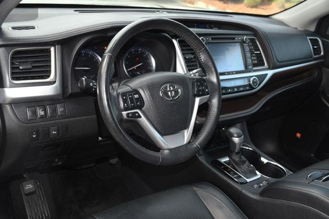 used 2016 Toyota Highlander car, priced at $24,999