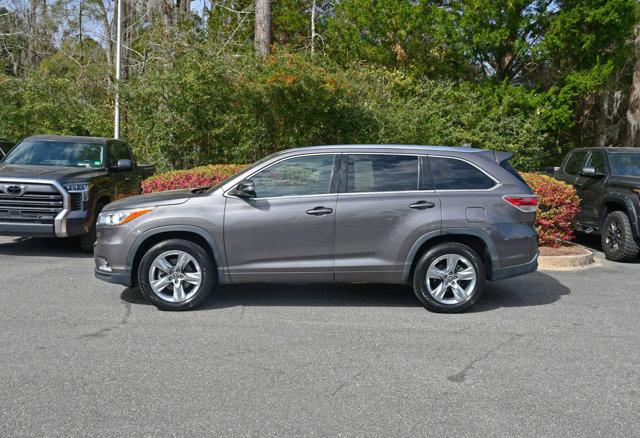 used 2016 Toyota Highlander car, priced at $24,999