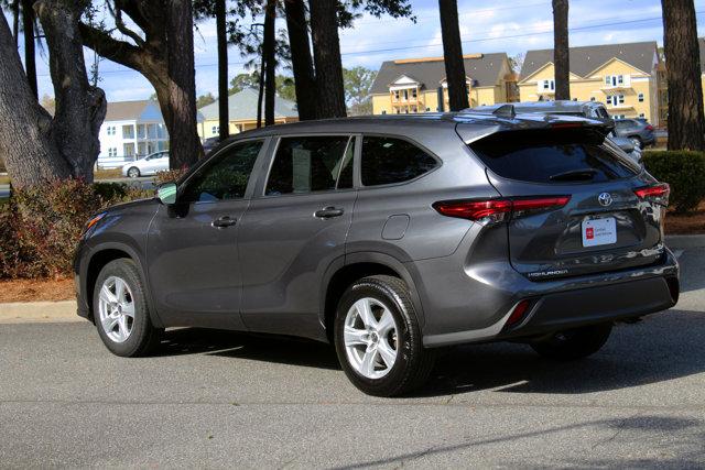 used 2023 Toyota Highlander car, priced at $37,999