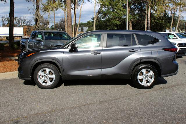 used 2023 Toyota Highlander car, priced at $37,999