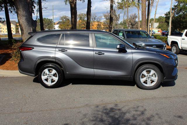 used 2023 Toyota Highlander car, priced at $37,999