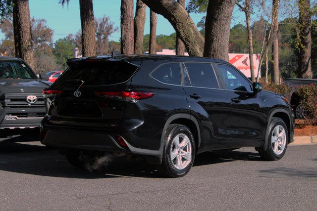 used 2023 Toyota Highlander car, priced at $37,999