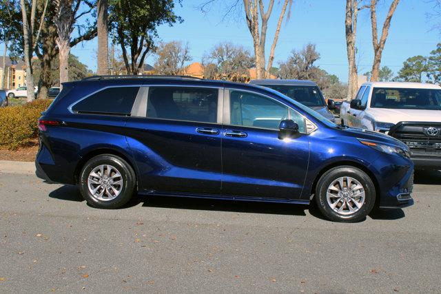 used 2023 Toyota Sienna car, priced at $47,999