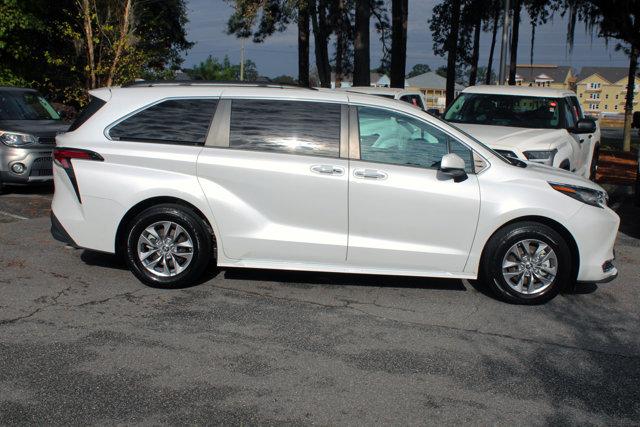 used 2022 Toyota Sienna car, priced at $38,999