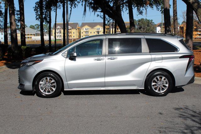 used 2023 Toyota Sienna car, priced at $47,999