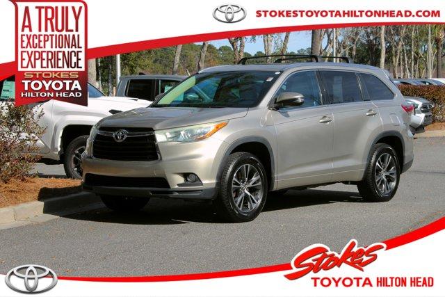 used 2016 Toyota Highlander car, priced at $22,999