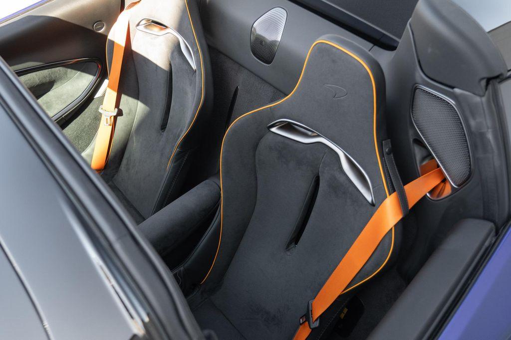 used 2025 McLaren Artura car, priced at $275,000