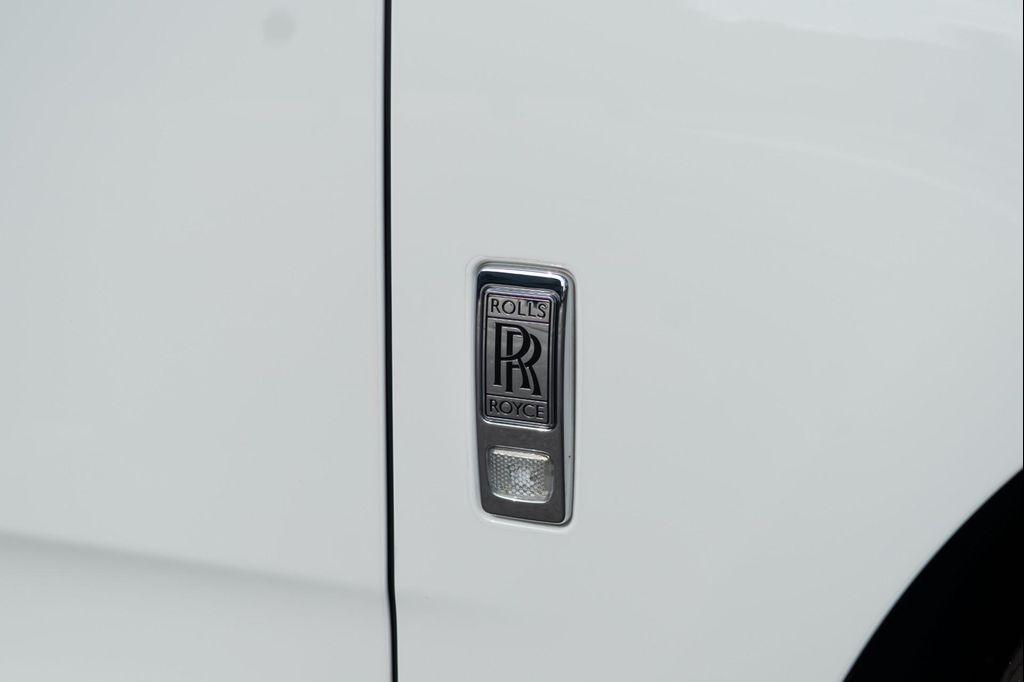 used 2022 Rolls-Royce Cullinan car, priced at $294,900