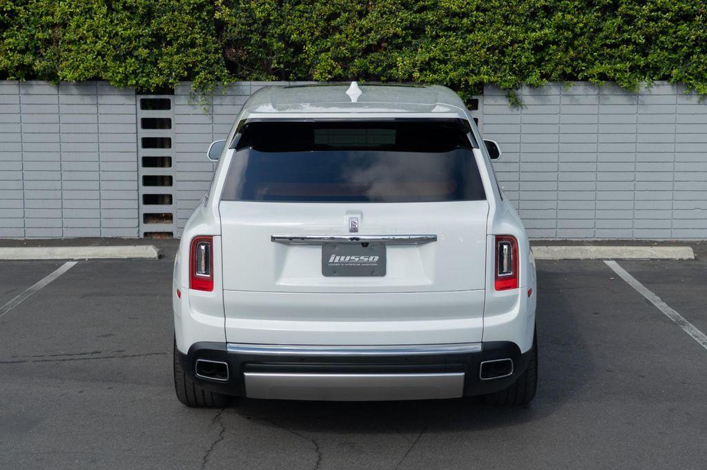 used 2022 Rolls-Royce Cullinan car, priced at $294,900
