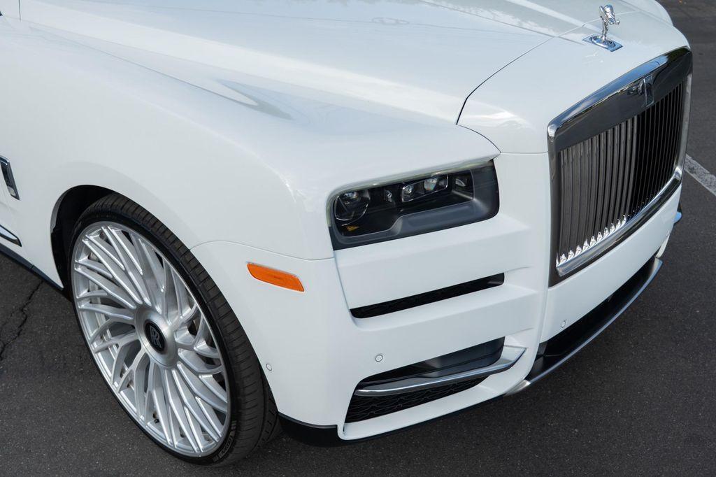 used 2022 Rolls-Royce Cullinan car, priced at $294,900