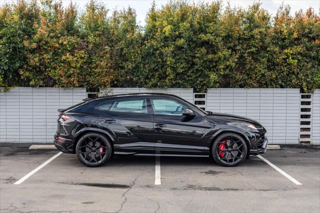 used 2020 Lamborghini Urus car, priced at $204,900