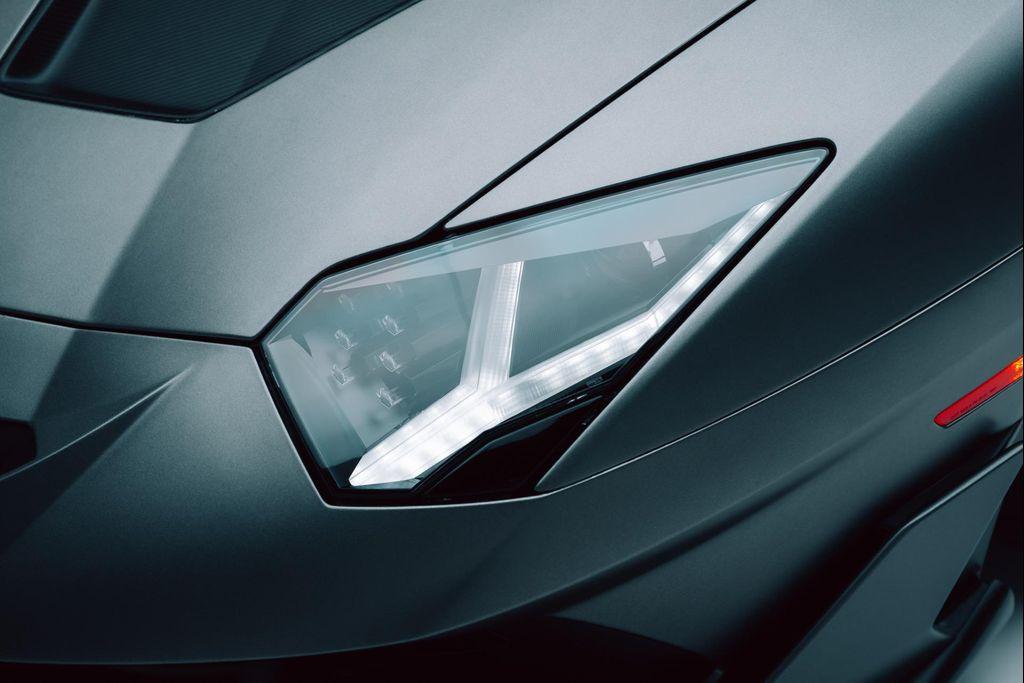 used 2020 Lamborghini Aventador SVJ car, priced at $999,000