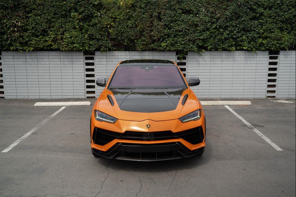 used 2022 Lamborghini Urus car, priced at $234,900