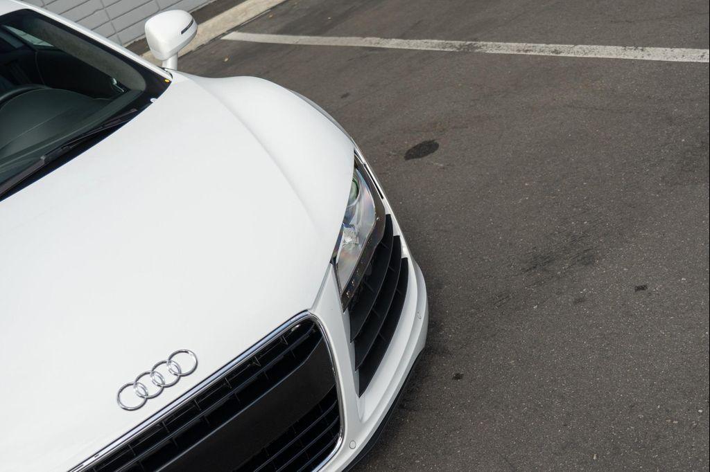 used 2009 Audi R8 car, priced at $89,900