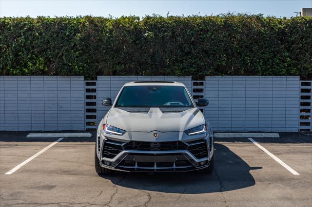 used 2019 Lamborghini Urus car, priced at $264,900