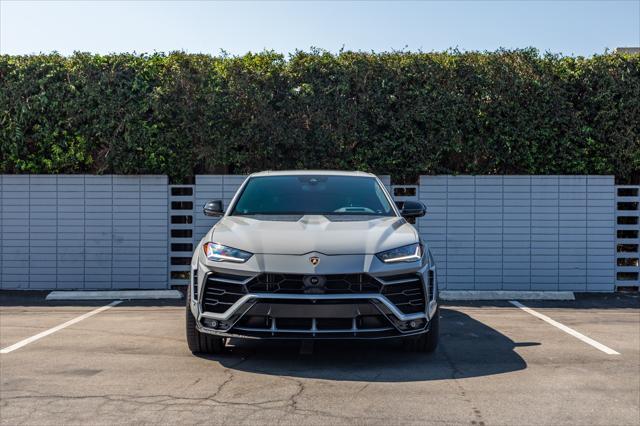 used 2019 Lamborghini Urus car, priced at $264,900