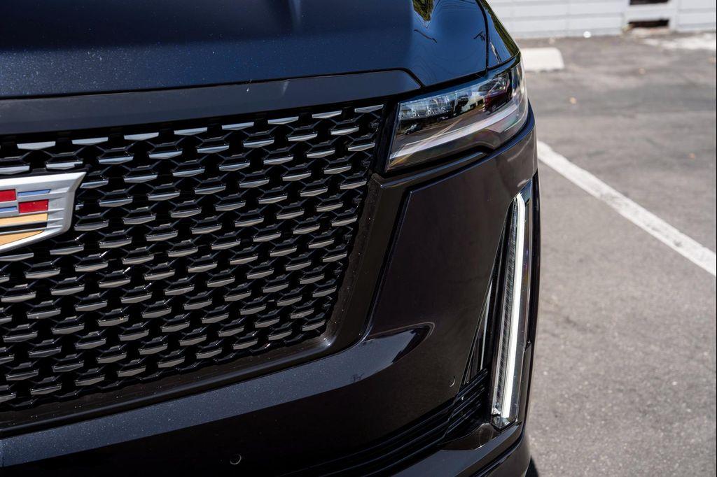 used 2022 Cadillac Escalade ESV car, priced at $85,900
