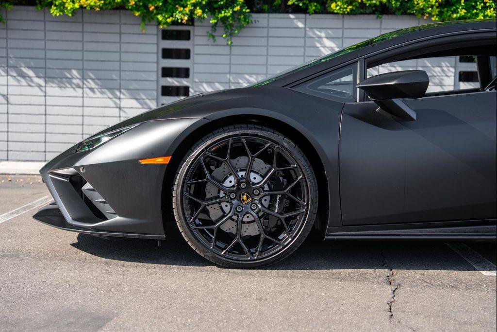 used 2022 Lamborghini Huracan EVO car, priced at $284,900