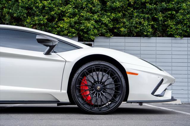used 2018 Lamborghini Aventador S car, priced at $464,980