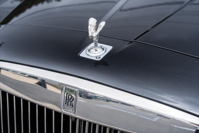 used 2019 Rolls-Royce Cullinan car, priced at $229,900