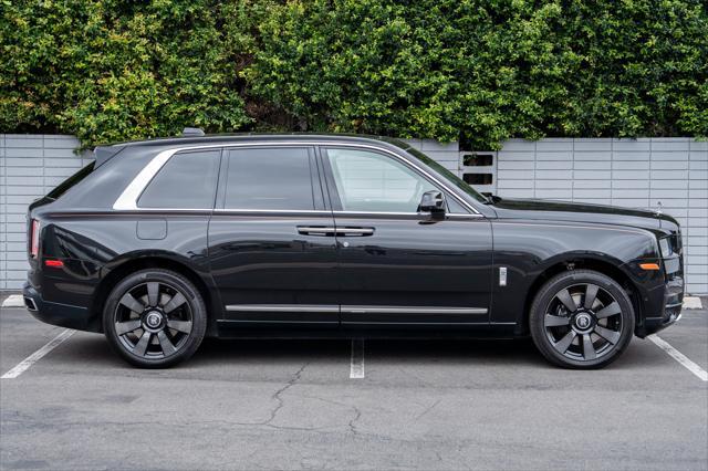 used 2019 Rolls-Royce Cullinan car, priced at $229,900