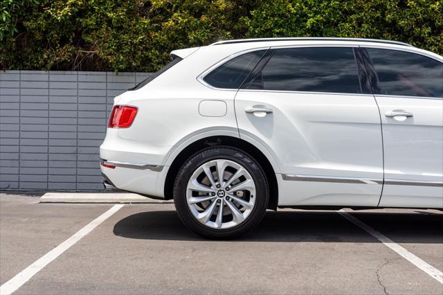 used 2019 Bentley Bentayga car, priced at $94,900