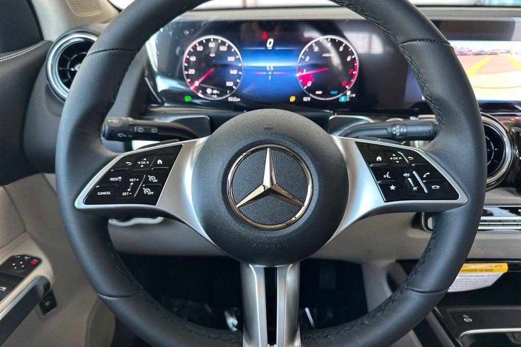 new 2026 Mercedes-Benz GLB 250 car, priced at $45,585