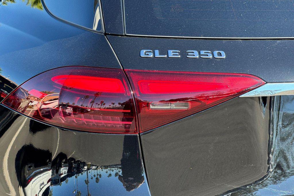new 2025 Mercedes-Benz GLE 350 car, priced at $58,885